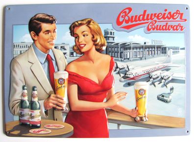 Budweiser Brauerei - Blechschild 20 x 30 cm - Paar am Flughafen