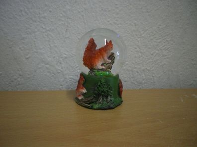 Kleine Schneekugel "Eichhörnchen" (Kunstharz/ Glas) / Small Snow Globe "Squirrel"