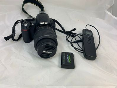 Nikon D3100 14.2MP Digitalkamera schwarz Kit AF-S DX VR 18-55mm C42 2681 I12