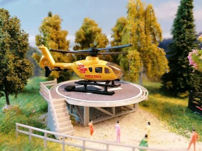 Rettungshubschrauber | Helicopter mit Landeplatz | Spur N | 1:160