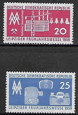 DDR postfrisch Michel-Nummer 678-679 mit Falz