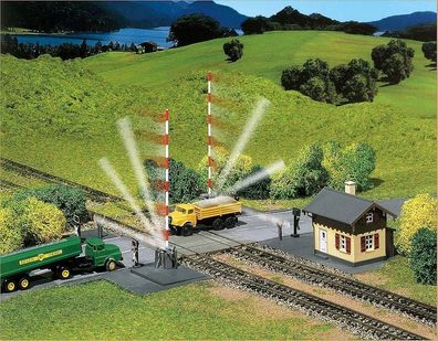 Faller 222169 Beschrankter Bahnübergang