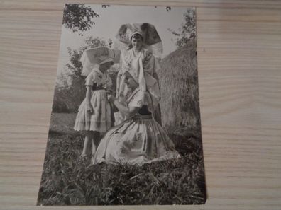 5875 Postkarte, Ansichtskarte -Im Spreewald -Sorbische Trachten