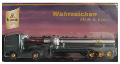 Berliner Pilsner Nr.24 - Wahrzeichen, Made in Berlin - MB Actros - Sattelzug