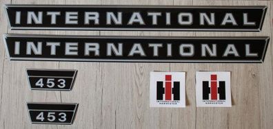 IHC International 453 Aufkleber silber klein