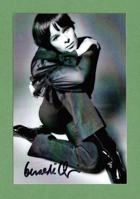 Geraldine Chaplin - persönlich signiertes Foto (4)