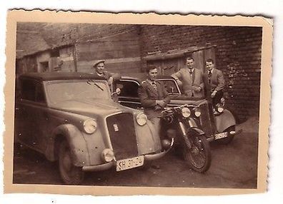 67018 Original Foto 2 alte Automobil und Zündapp Motorrad um 1940