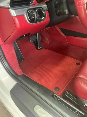 Fußmatten 4-teilig in Luxus Velours k-rot passend für Porsche 911 Typ 991