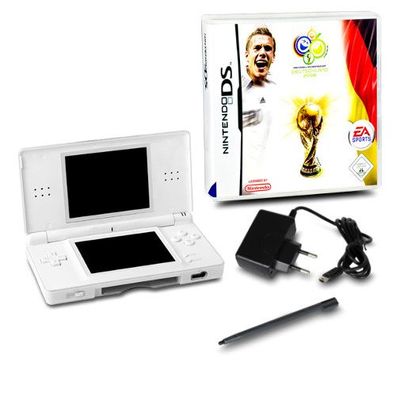 DS Lite Handheld Konsole weiss #71A + Ladekabel + Spiel Fifa Fussball WM 2006