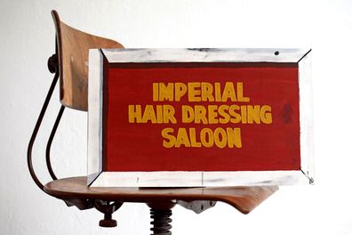 Schild handgemalt Imperial Hair Dressing Saloon Calcutta 27 x 45cm Groß Friseur