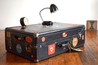 Koffer schwarz weit gereist Möbel Maritim Alt Vintage Antik Reise Kiste Überseekoffer
