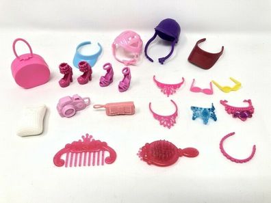 Barbie und Simba Set mit 21 seltenen Kleinteilen (95)