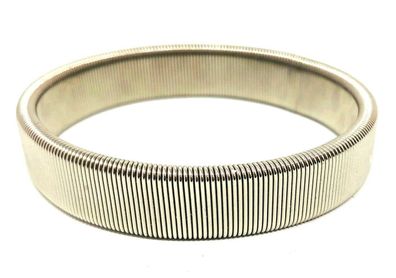 Silberfarbenes elastisches Armband Ø ca. 6 cm - Breite ca. 1 cm (RK)