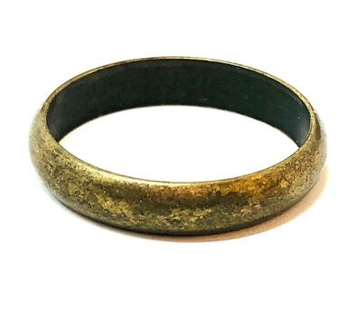 Goldfarbener Ring matt - Ø ca. 1,8 cm (innen) (K)