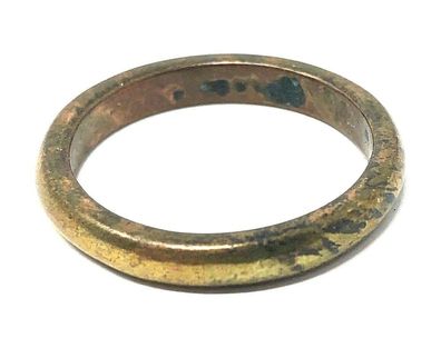 Schlichter goldfarbener Ring Ø 1,6 cm - Ringbreite 2,5 mm (K)