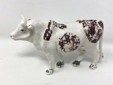 Kuh - Rind - Tierfigur - weiß mit rotbraunen Flecken - ça. 6,7 cm hoch - ca. 10,