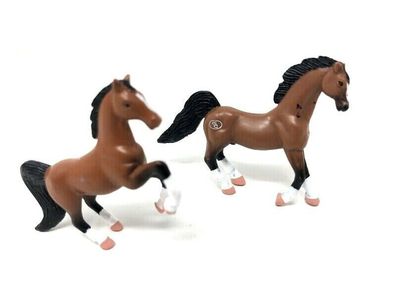 4 Empire Spielfiguren Pferde aus Kunststoff ca. 4,5 bis 5 cm groß (81)