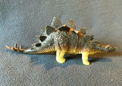 Stegosaurus Spielfigur Standfigur ca. 19 cm lang (120)