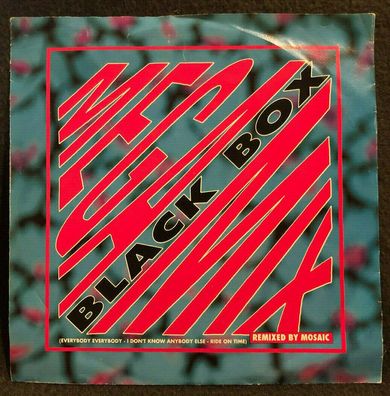 Vinyl 7" 45 RPM Black Box ?– Megamix 879 354-7 (K)