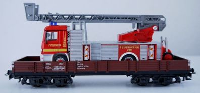 Märklin 29750 Feuerwehr Niederbordwagen beladen mit LKW Mercedes - Spur H0