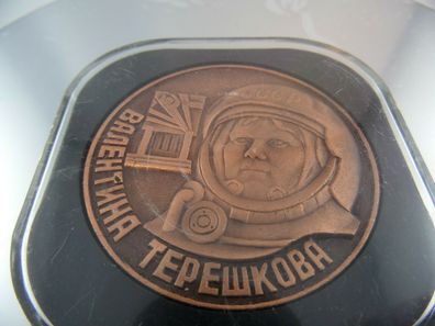 Medaille im Blister Valentina Tereschkowa Astronaut Kosmonaut Raumfahrt