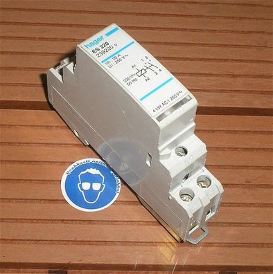 Relais Installationsschütz 230V Volt AC 2S Schließer Hager ES220 239220