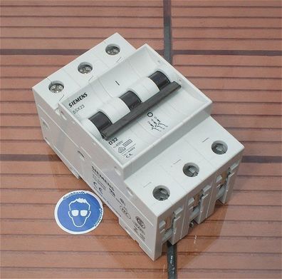Leitungsschutzschalter LS Automat Sicherung D32 A Ampere 3polig Siemens 5SX23