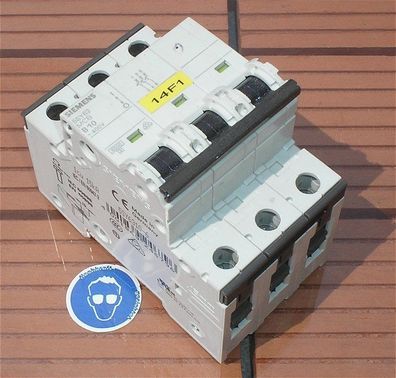 Leitungsschutzschalter LSS Automat Sicherung B10 A Ampere 3polig Gehäusemangel