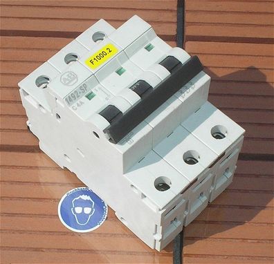 Leitungsschutzschalter LSS Automat Sicherung C4 4A Ampere 3polig AB 1492-SP
