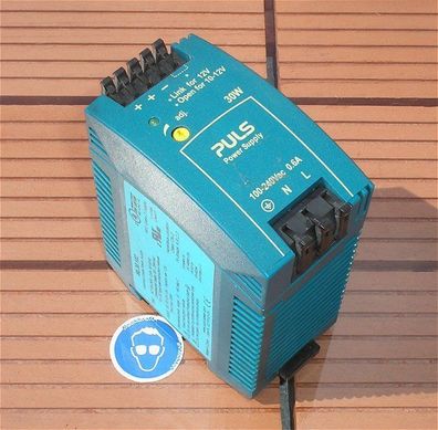 Netzteil Schaltnetzteil 230V Volt AC auf 12V DC 30W Puls ML30.102 + SdfkPlakette