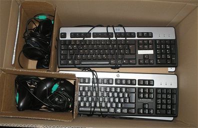 1x PC Tastatur Keyboard 1x optische Maus schwarz PS/2 PS2 Kabel Hewlett Packard