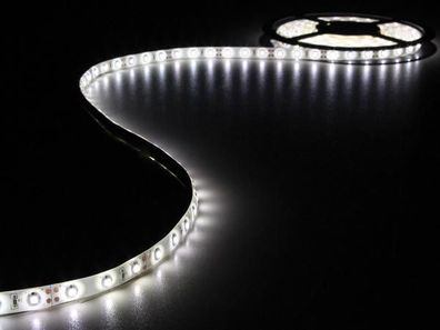 SET MIT Flexiblem LED-STREIFEN UND Netzteil - Kaltweiß - 300 LEDs - 5 m - 12 VDC