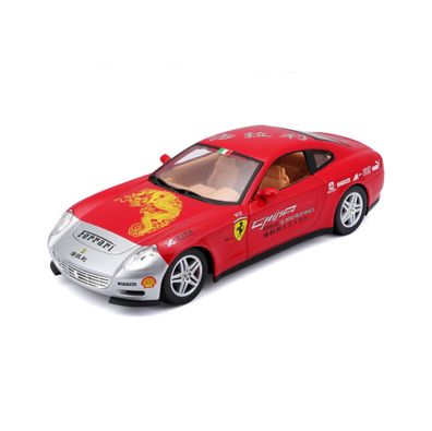 Bburago Modellauto Ferrari 612 Scaglietti China 15,000 Red Miles (Maßstab 1:24)
