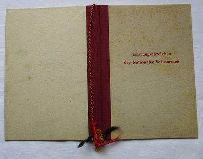 DDR Orden NVA Nationale Volksarmee Leistungsabzeichen + Urkunde Mielke (112194)