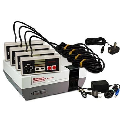 NES Konsole + 4 Controller + Netzteil + Antennenweiche - Nintendo Es