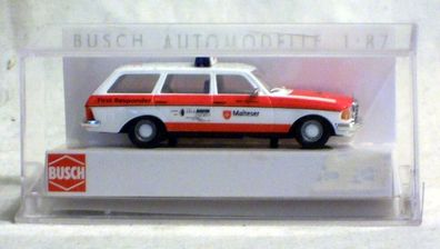 Busch 46801: Mercedes W123 "Malteser", Fertigmodell in H0 - NEU & OVP