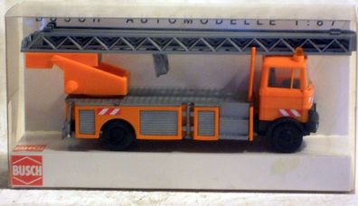 Busch 40780: Mercedes LP809 "Stadtwerke", Fertigmodell in 1/87 - NEU