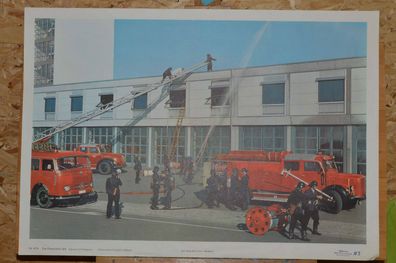 Wandbild Die Stuttgarter Feuerwehr übt Wasserspritze Oldtimer 92x64 vintage 1968
