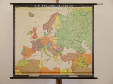 Europa Staaten politisch 1966 kleine Schulwandkarte Wandkarte 103x93cm