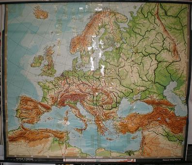 alte Schulwandkarte Europakarte 208x174 1954 vintage europe school wall map