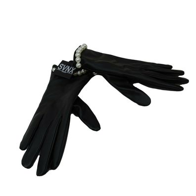SVNX - Handschuhe in Leder-Optik mit Perlen-Nieten in Schwarz für Damen Gr. M