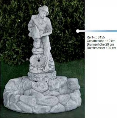 Brunnen aus Weißstein und einer Männerfigur als Wasserauslauf ( Ref. Nr. 3155 )
