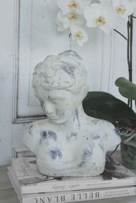 Büste, Frauenbüste Clara Keramik im charmantem Landhaus Shabby Chic Stil