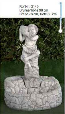 Brunnen aus Weißstein und einer Knabenfigur als Wasserauslauf ( Ref. Nr. 3149 )