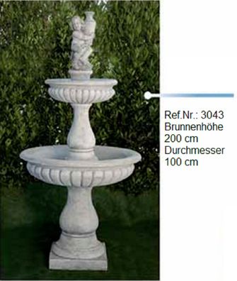 Brunnen aus Weißstein mit 2 Etagen und einer Knabenfigur als Wasserauslauf 3043