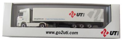 UTi - go2uti - Supply Chain Solutions that Deliver - MB Actros 1858 - Sattelzug