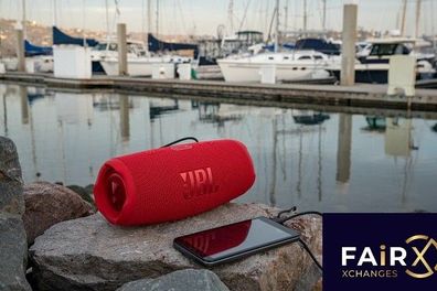 JBL Charge 5 RED Bluetooth-Lautsprecher Aktiv