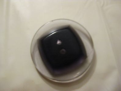 1 Kunststoffknopf schwarz Rand transparent 23x5 mm 2Loch Nr.3008