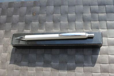 Druckbleistift, Bleistift 0,7 mm; Aluminium, silberfarben, rutschfeste Griffzone