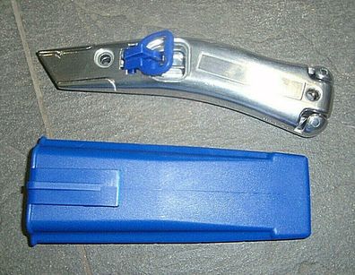 Delphin Messer 2000 inkl. Köcher blau + 2 Klingen Art. Nr.100310